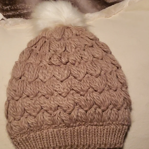 Express | Accessories | Express Pom Pom Winter Hat | Poshmark display picture 2